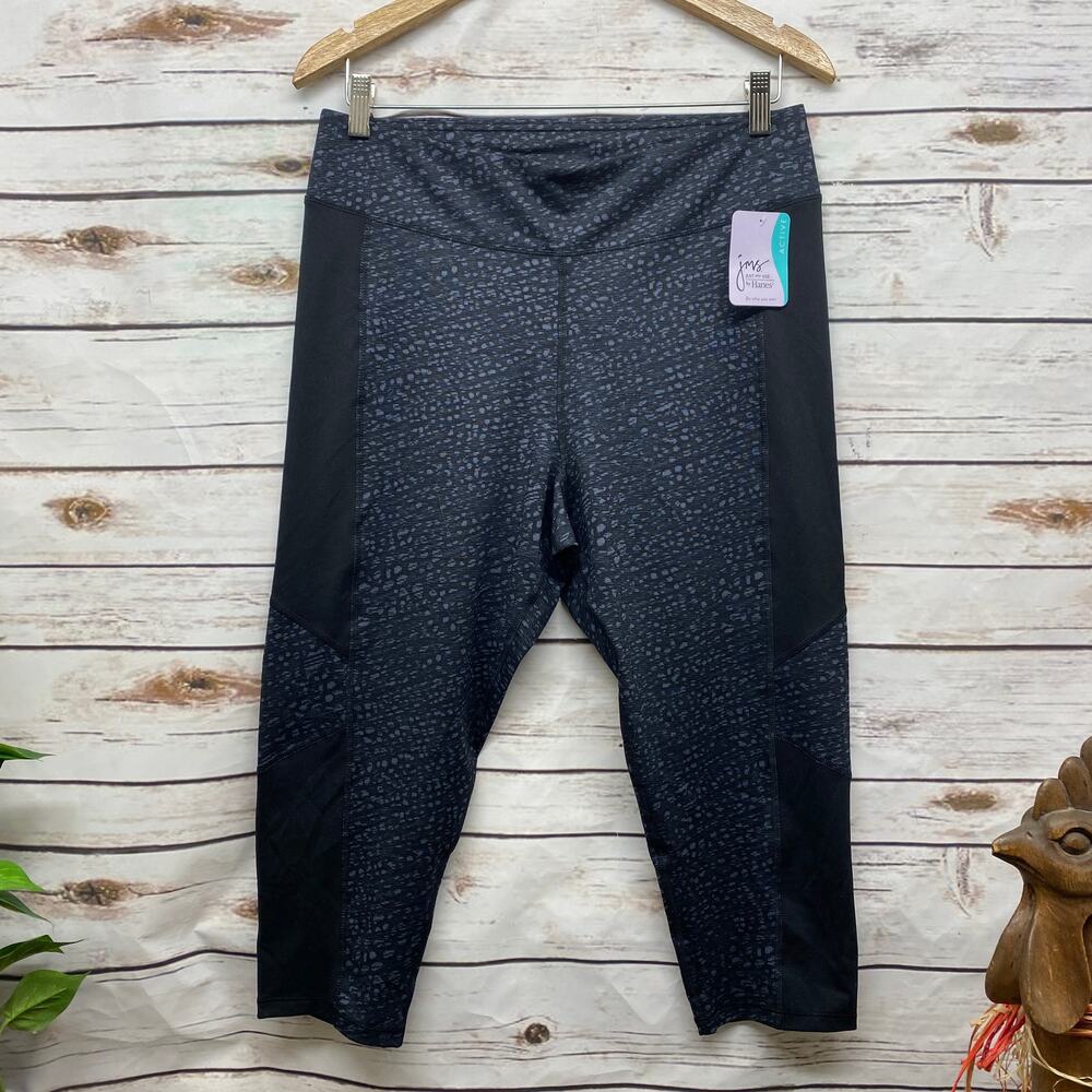 Hanes Just My Size Activewear Capri Shorts 1X 16W NWT Plus Size Workout Active